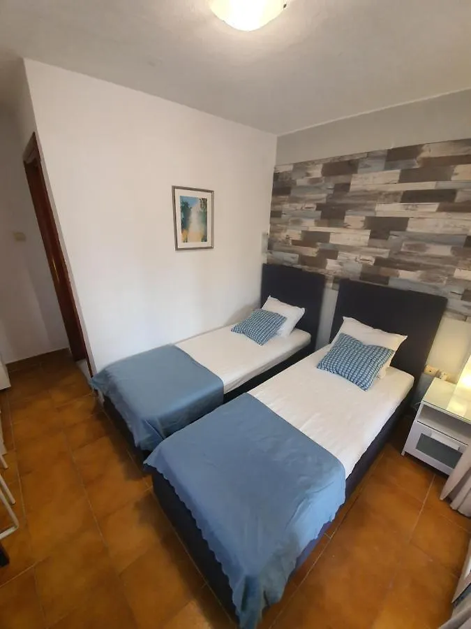 Sunset_Apartments Only 15 Meters From The Sea Neos Marmaras Grecia